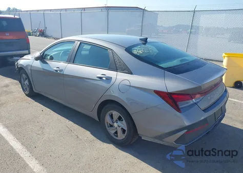 2025 Hyundai Elantra z USA, uszkodzony, nr VIN KMHLL44G0SU855257